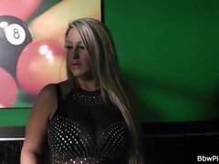 Stranger bangs lovely BBW in nylons