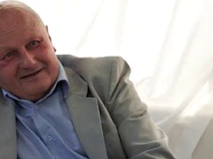 항문핥기, 오랄섹스, 흑갈색 머리, 페티쉬, 힐, 대단히, 나일론, 유니폼