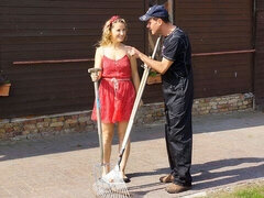 18 anni, Culo grosso, Grande cazzo, Da dietro, Vestito, Tette naturali, Capelli corti, Tette