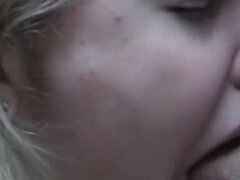 18, Blondine, Pik sutte, Sød, Give finger, Too perfect, Teenager