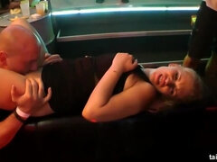 Ázsiai, Gesztenyebarna, Arcra élvezés, Ujjazás, Csoport, Hd, Buli, Tetkó