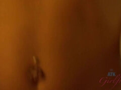 Éjaculer dans la bouche, Faciale, Doigter, Branlette thaïlandaise, Branlette thaïlandaise, Pov, Rasée, Gicler