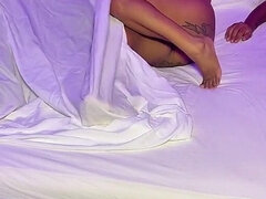 Amateur, Culo grande, Mamada, Corridas, Latina, Madres para coger, Mamá, Tatuaje