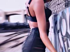 Красотки, Минет, Британки, Брюнетки, Семяизвержение, Сперма на лице, Секс без цензуры