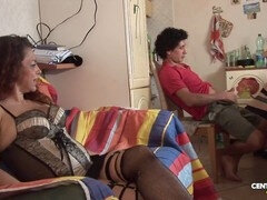 Analny, Z odbytu do ust, Samochód, Wytrysk do ust, Włoski, Orgia, Cipka, Pończochy