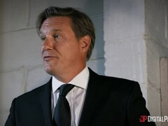 Kuřba, Brunetka, Péro, Evropské, Na obličej, Prstění, Krátké vlasy, Kozičky