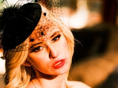 Perse, Iso kulli, Blondi, Takaapäin, Lyhyt tukka, Laiha, Teini, Tissit