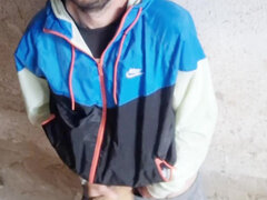 Amateur, Europeo, Pajear, Público, Solo