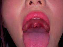 Japanese Babe Mao Hamasaki Displaying Her Delicous Long Tongue
