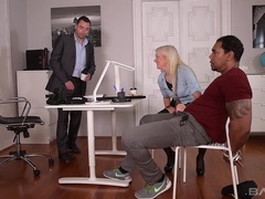 Anaal, Blond, Dubbele penetratie, Interraciaal, Ondergoed, Tatoeage, Trio