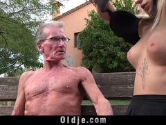 Big old cock teaching teenie anal fuck positions