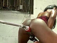 Noir ébène, Insertion, Masturbation, Solo, Jouets