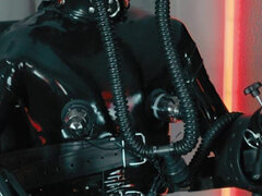 Amatéri, Bdsm, Bondáž, Striekanie semena, Fetiš, Latex, Šukanie stroje, Masturbácia