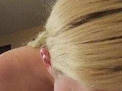 Amateur, Blonde, Sucer une bite, Faciale, Mamelons, Pov