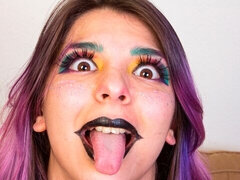 Amatööri, Iso perse, Isot tissit, Sormetus, Taipuisa, Itsetyydytys, Soolo, Strippaus