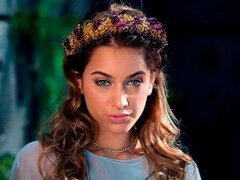 인형, 머리카락이 많은, 레즈비언, 수음, 야외의, 스트리핑, 청소년, 젖가슴