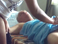 Leie, Asiatisch, Filipina, Handjob, Massage, Milf