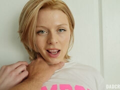 Blondýna, Kuřba, Podvádění, Na pejska, Hardcore, Různé pohledy, Pička, Krátké vlasy