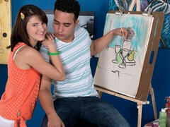 18, Velika rit, Velik kurac, Rjavolaska, Doggystyle, Naravne joške, Kratki lasje, Joške