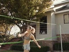 Veľké péro, Blondína, Kuřba, Prsnatá, Striekanie semena, Hlboký orál, Hd, Pička