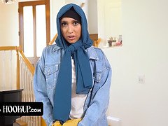 Muslim babe with hijabi gets her tight pussy pounded by horny instructor in POV