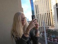 Amatör, Blondin, Blottande, Glasögon, Pov, Fitta, Mager, Tonåring