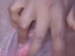 Afrikanisch, Grosser kitzler, Erotisch, Frau, Masturbation, Muschi, Solo, Eng