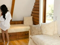 Fekete, Maszti, Egyedül