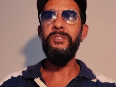 Papi, Schwul, Behaart, Solo