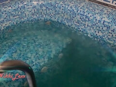 Amador amadora, Traseiro, Falar palavrão, Piscina, Ruivoa, Magrinha