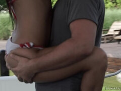 Kisbaba, Cumizás, Gesztenyebarna, Ondó fröcskölés