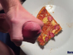 Amatéři, Velké péro, Stříkání spermatu, Fetiš, Masturbace, Sólo