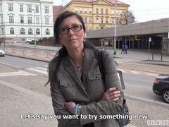 Brunetka, Czeski, Hardcore, Mamuśka, Pieniądze, Publiczny