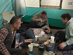 Debela dekleta, Velike joške, Fafanje, Rjavolaska, Hardcore, Zrela, Prvoosebno snemanje seksa, Ven