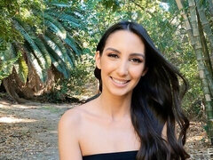 Duży tyłek, Duży kutas, Obciąganie, Brunetka, Naturalne cycki, Ogolona, Nastolatki, Cycki