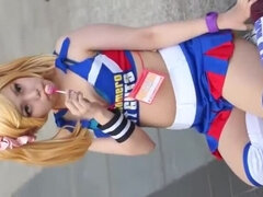 Azijci, Japonka, V javnosti