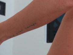 The Client Got a Boner During a Massage From a Beautiful Masseuse