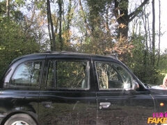 Leie, Auto, Dildo, Fingern, Lecken, Im freien, Muschi, Spielzeuge