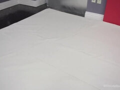 Muscle Babes Battle it Out