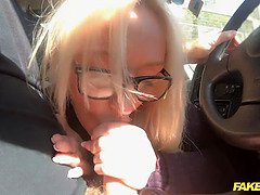 Blonde Amber Deen anal insertion rough sex ride