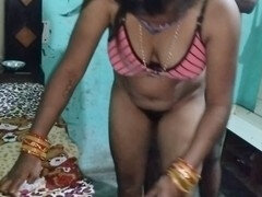 Θεία, Μεγάλος κώλος, Πίπα, Χύσιμο, Ινδιάνος, Γλειφοκώλι, Παιχνίδια