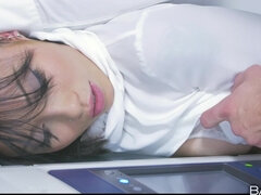 Asiatisk, Blondin, Avsugning, Bondage, Brunett, Dominans, Ansiktsbehandling, Spanking