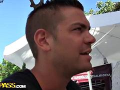 Monumentális dákó, Indiai, Szopás, Begyek