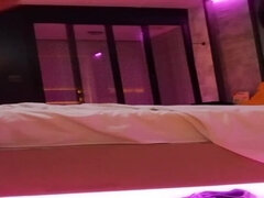 Amatör, Sovrum, Doggystyle, Ansiktsbehandling, Naturliga tuttar, Orgasm, Sprutande, Tonåring