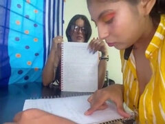 Duży tyłek, Duża łechtaczka, Biseksualny, Całować, Obrzmiałe sutki, Cipka, Tabu, Cycki