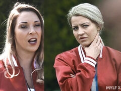 Stor røv, Hundestilling, Slikning, Onani, Naturlige bryster, Mager, Teenager, Bryster