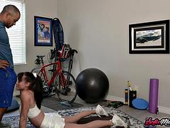 Velik kurac, Črnke, Fafanje, Temnopolti, Fetiš, Hardcore, Medrasni seks, Milf