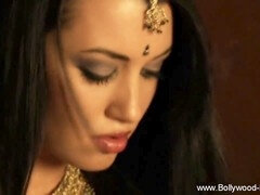 Ázijskej, Brunetka, Dospelé, Milf  mčbp, Mamina, Vyzlečené, Sólo, Kozičky