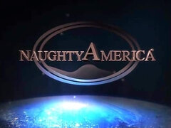 18 χρονον, Πίπα, Σκληρό, Έφηβος