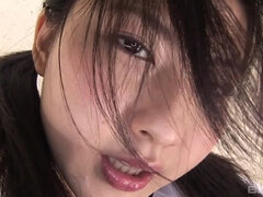 18 ans, Asiatique, Sucer une bite, Brunette brune, Tir de sperme, Faciale, Adolescente, Plan cul à trois